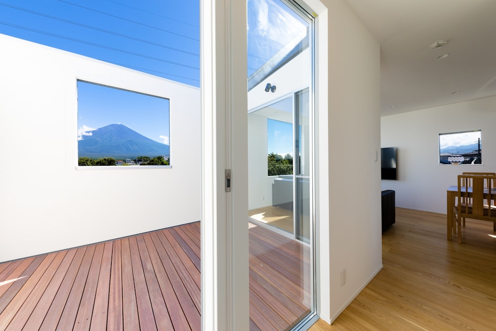 FRAME VIEW MT.FUJI VILLA-WEST- 甲府
