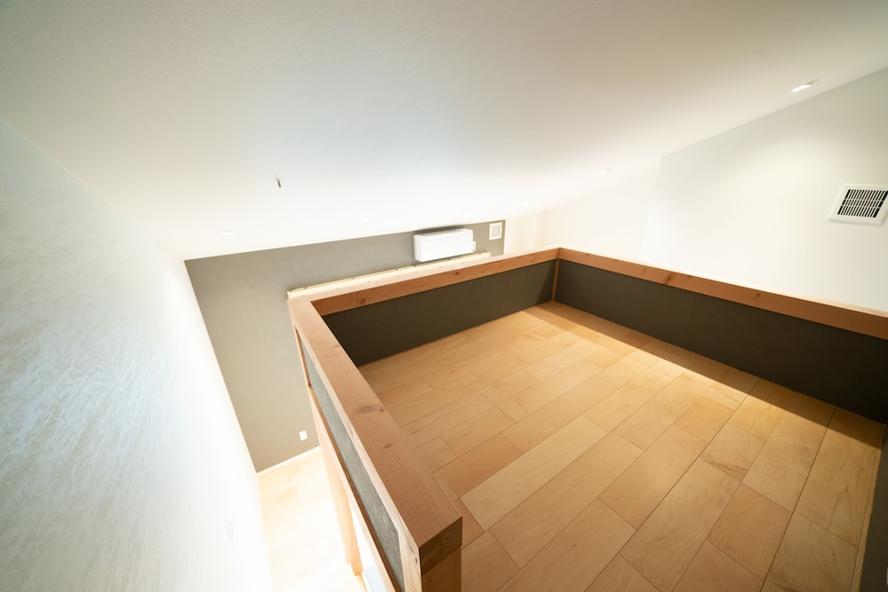 DOT HOSTEL & BAR 甲府