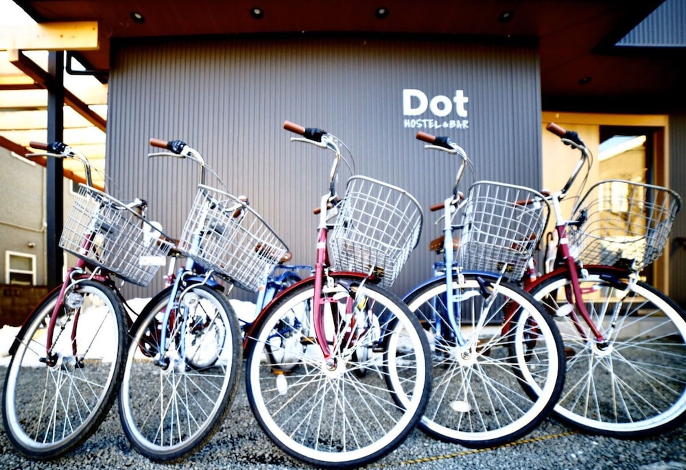 DOT HOSTEL & BAR 甲府