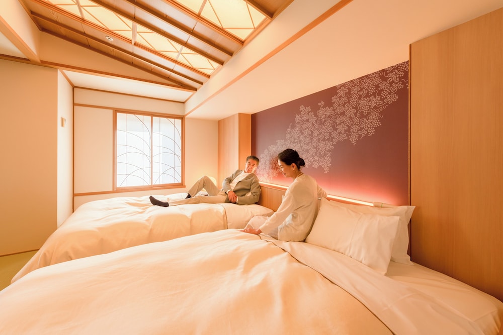 ホテル春日居 甲府