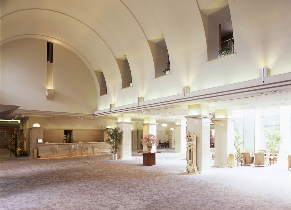 ホテル春日居 甲府