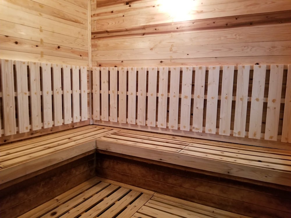 HOTEL& 薬草風呂 ホテル スターらんど 甲府