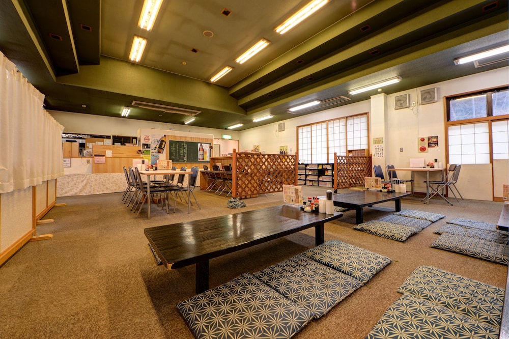 HOTEL& 薬草風呂 ホテル スターらんど 甲府