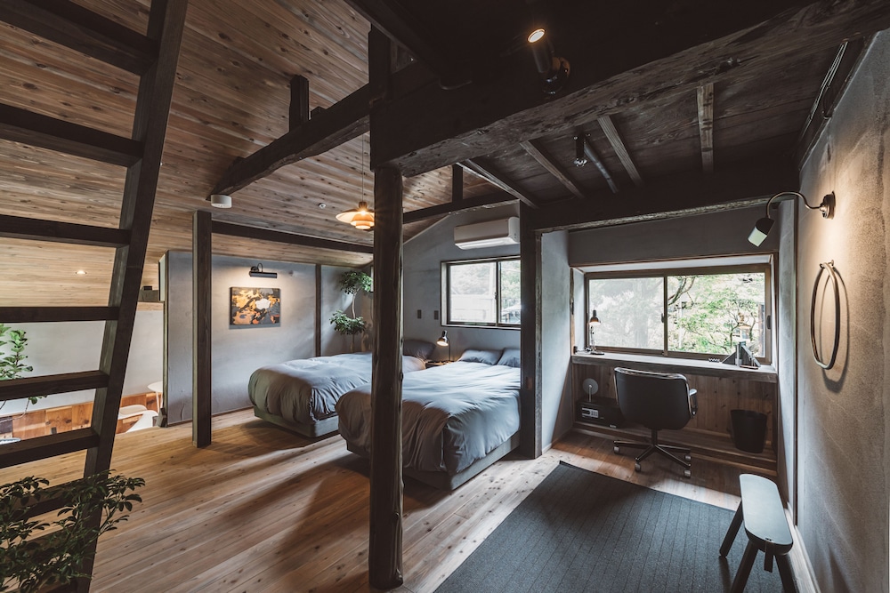 NIPPONIA 小菅 源流の村 甲府