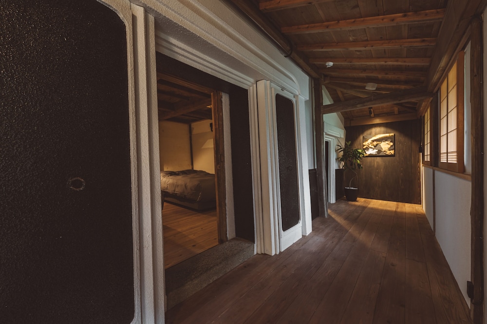 NIPPONIA 小菅 源流の村 甲府