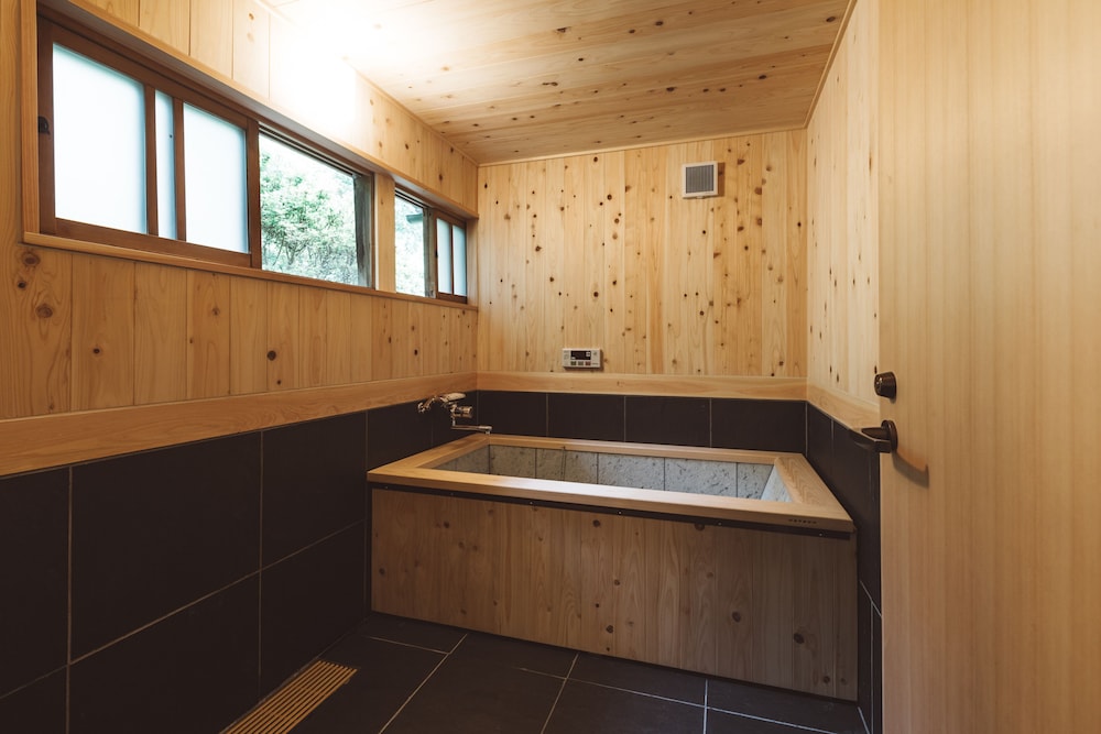 NIPPONIA 小菅 源流の村 甲府