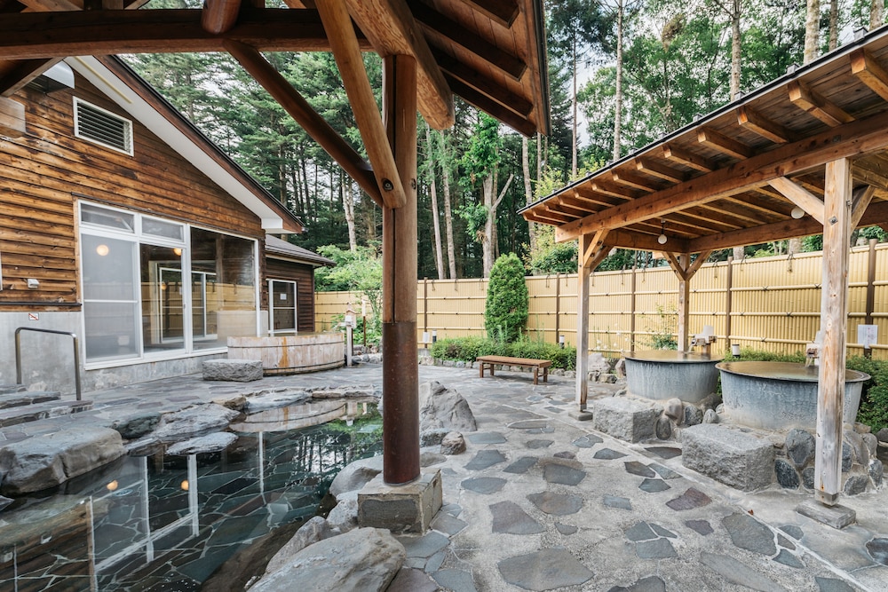 NIPPONIA 小菅 源流の村 甲府