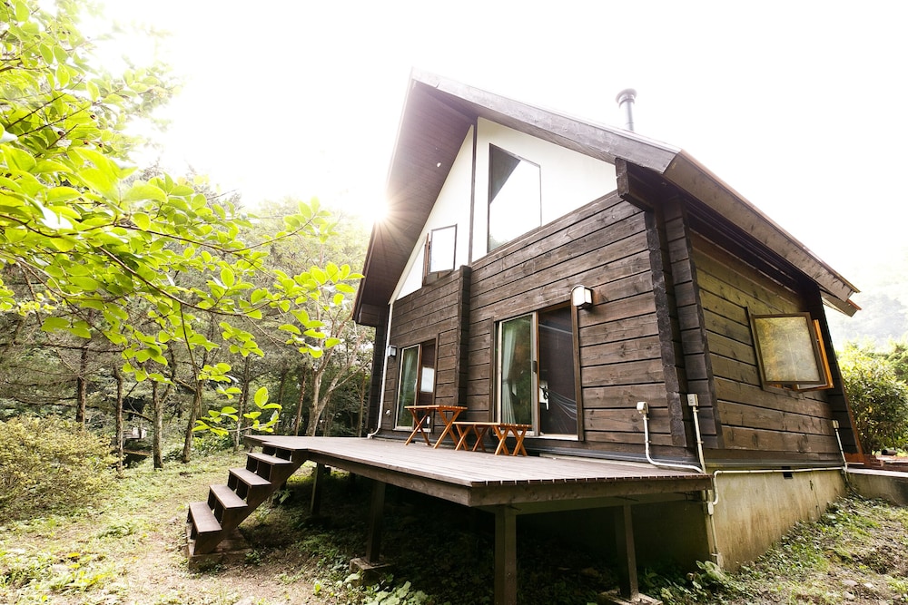 ログハウスせせらぎ 甲府