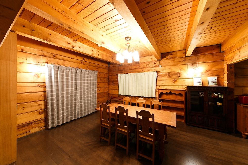 ログハウスせせらぎ 甲府