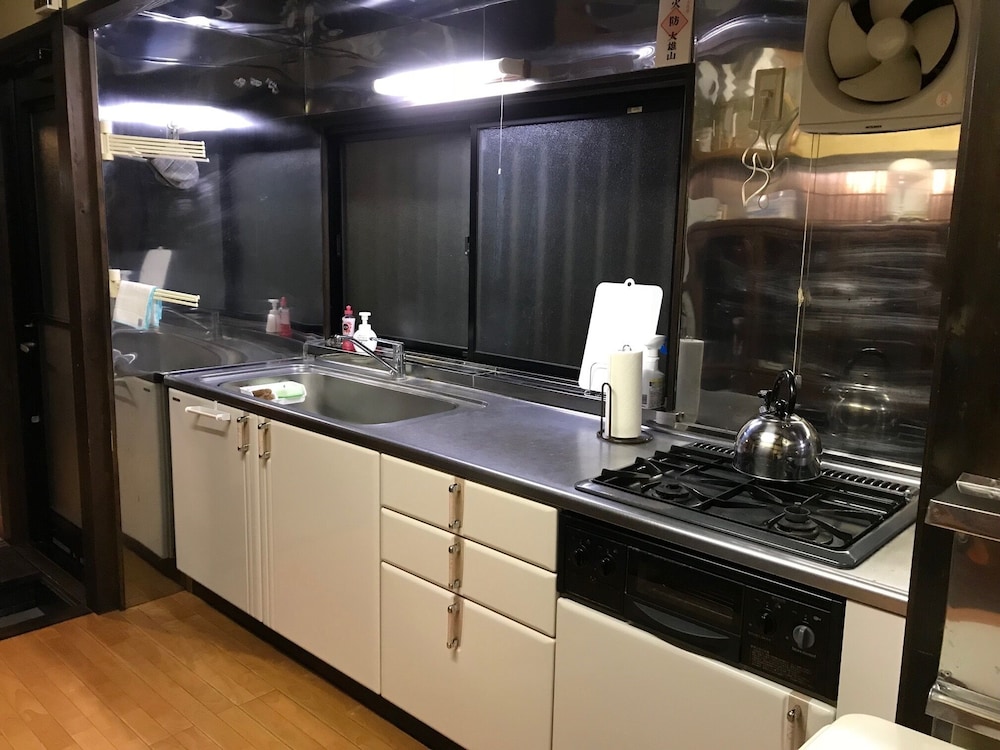 お宿 こっち亭 甲府