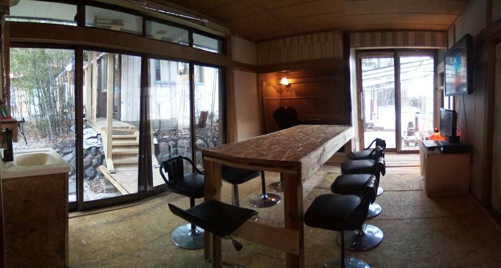 ILA 白州 ゲストハウス 甲府