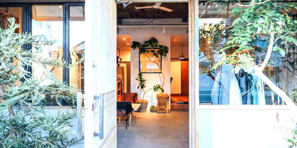 CHAHO HOSTEL NIRASAKI / OUTDOOR BASE 甲府