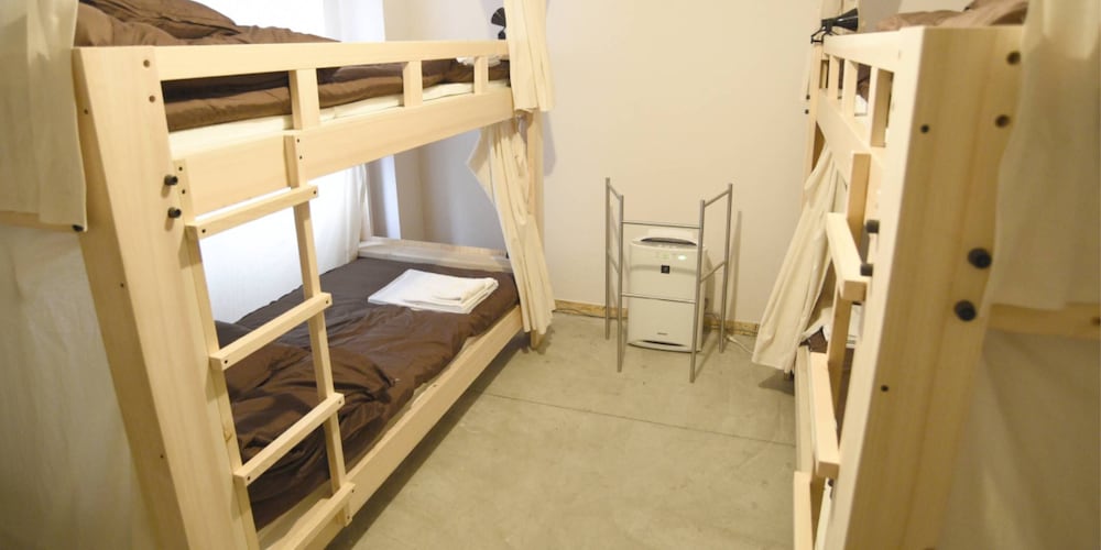 バッカス 甲府 ゲストハウス 甲府