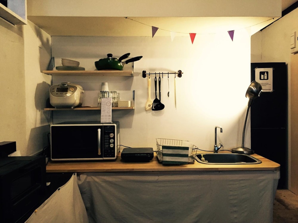 バッカス 甲府 ゲストハウス 甲府