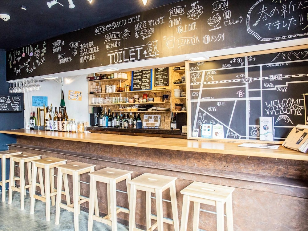 バッカス 甲府 ゲストハウス 甲府