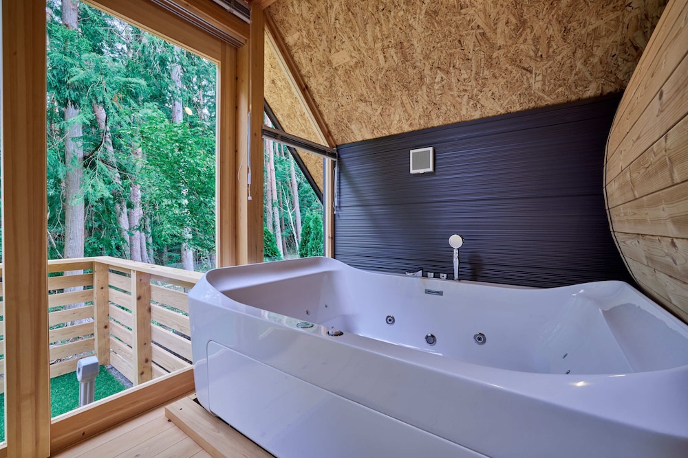 ENICO.MT.FUJI RESORT & GLAMPING 甲府