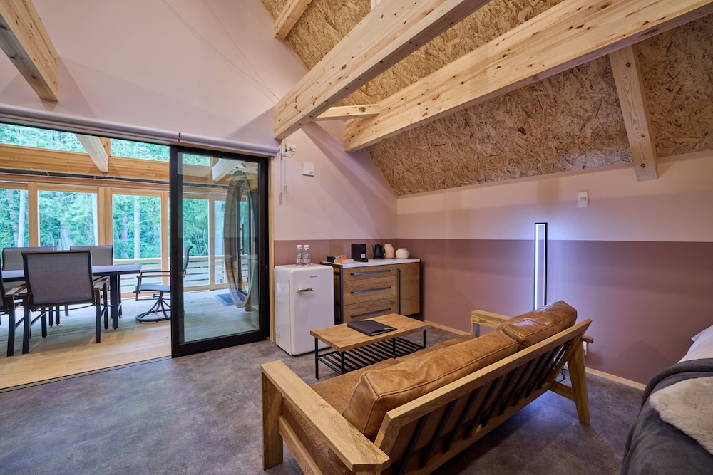 ENICO.MT.FUJI RESORT & GLAMPING 甲府