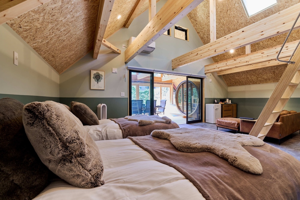 ENICO.MT.FUJI RESORT & GLAMPING 甲府