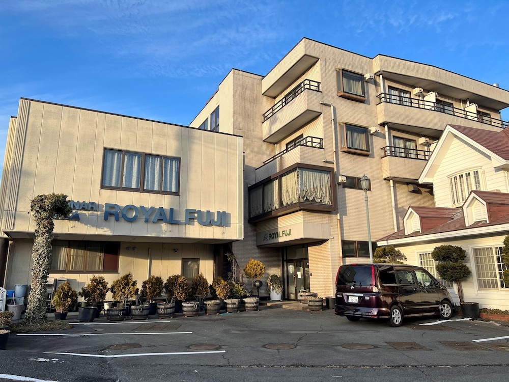 河口湖 セミナープラザ ロイヤルフジ 甲府