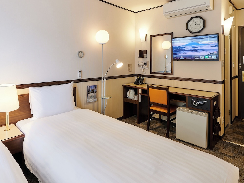 東横 INN 千葉駅東口 千葉