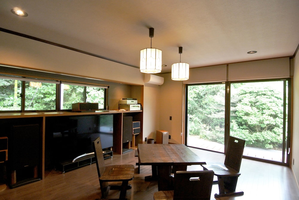 里の箱庭　LODGE365 千葉