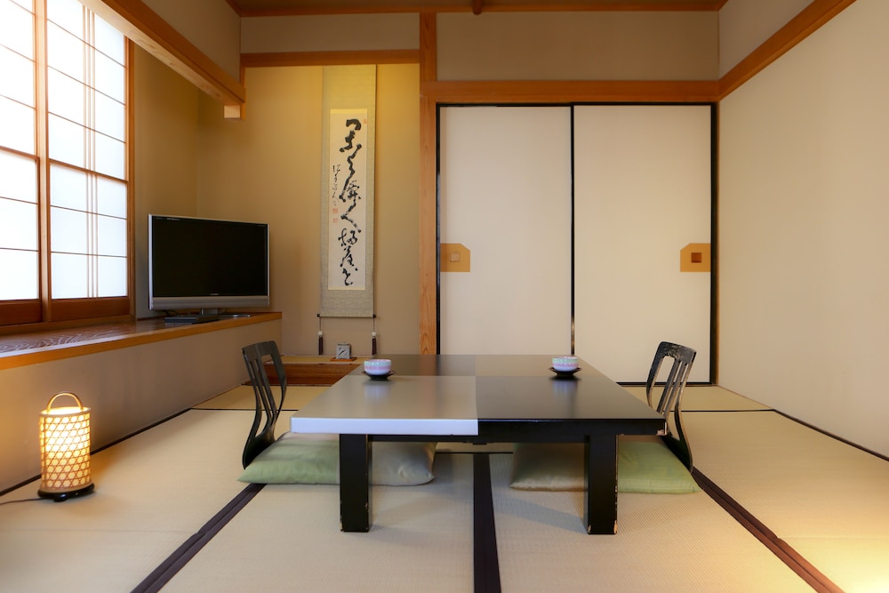 魚眠庵 マルキ本館 千葉