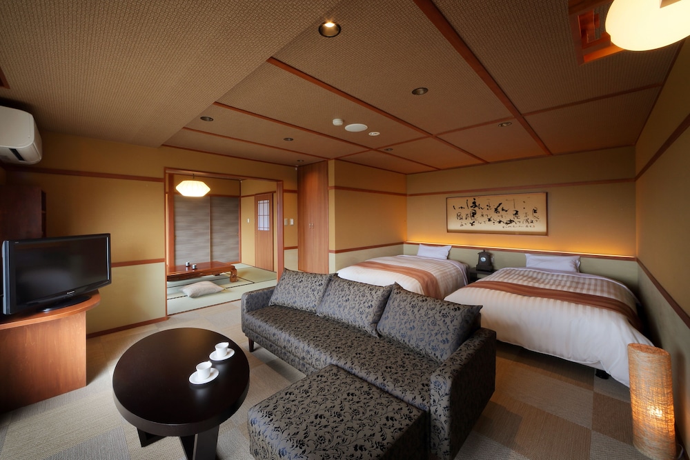 季粋の宿 紋屋 千葉