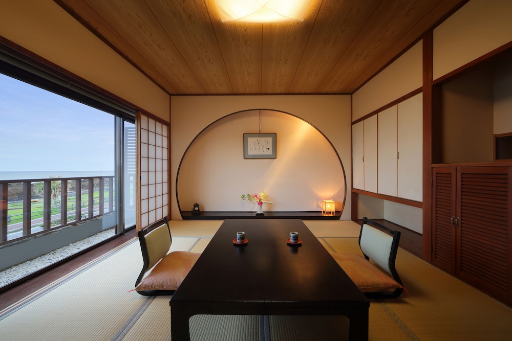 季粋の宿 紋屋 千葉
