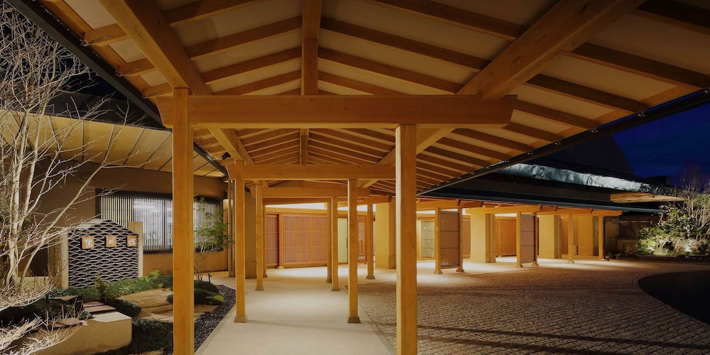鴨川館 千葉