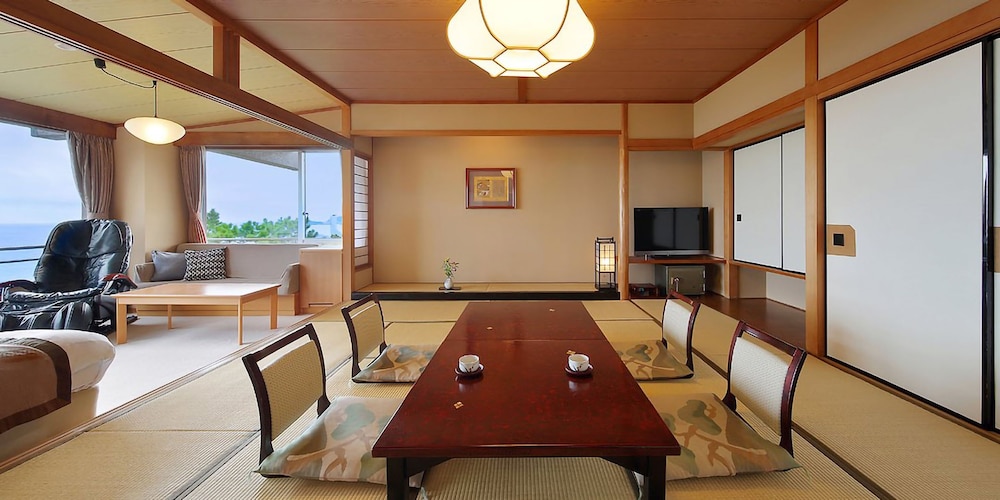 鴨川館 千葉