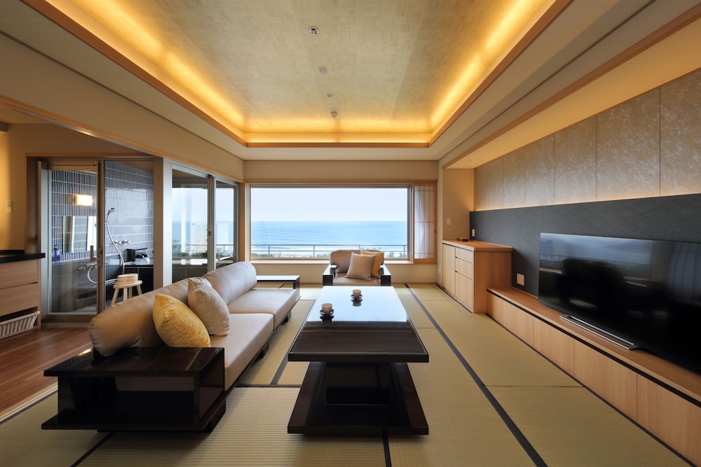 鴨川館 千葉
