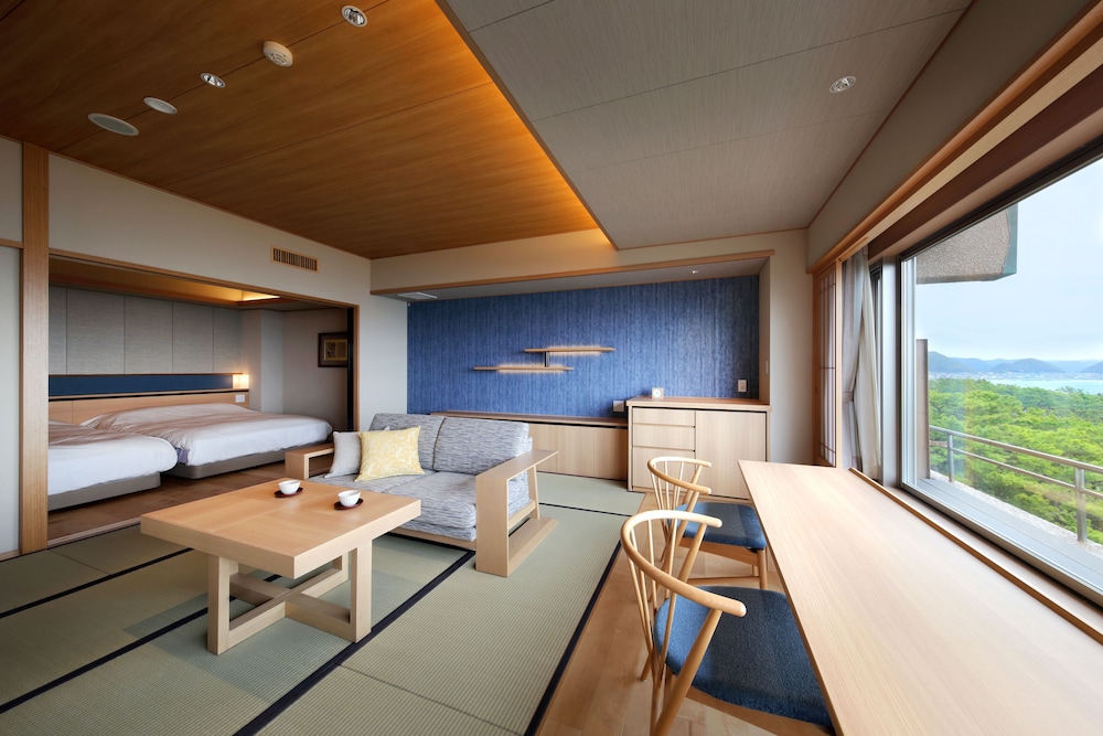 鴨川館 千葉