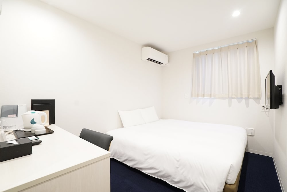 CVS BAY HOTEL 新館 千葉