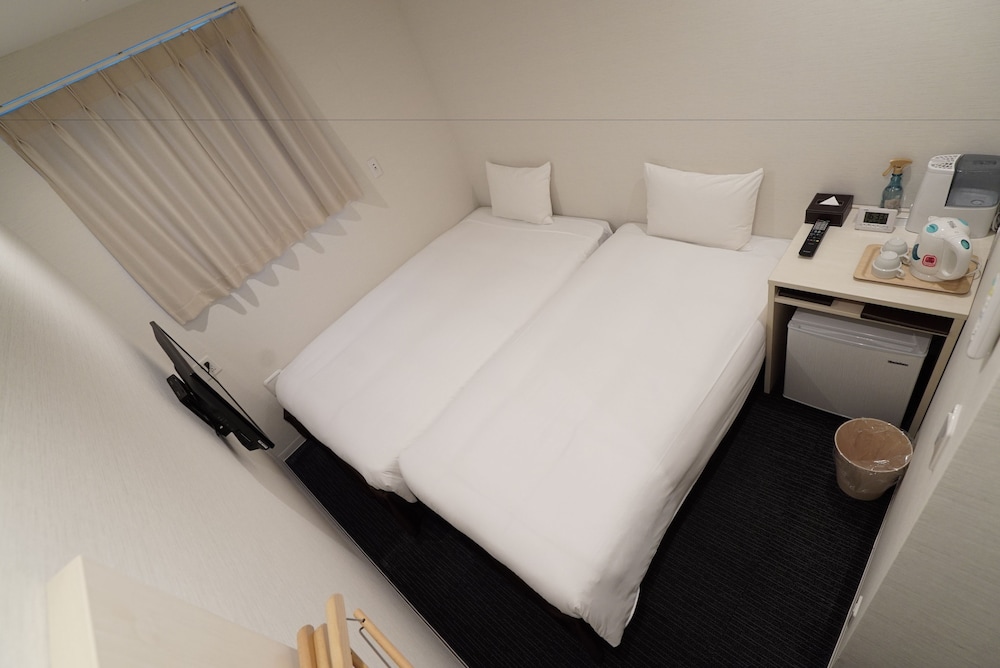 CVS BAY HOTEL 新館 千葉