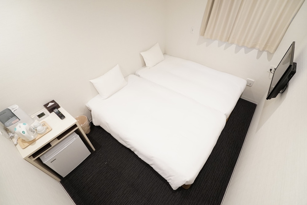 CVS BAY HOTEL 新館 千葉