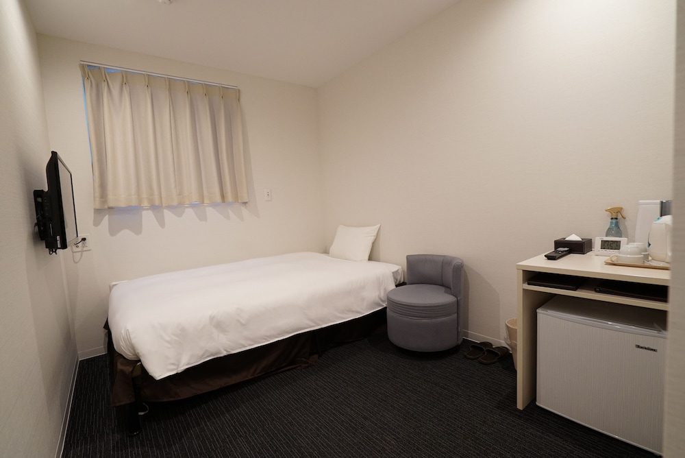 CVS BAY HOTEL 新館 千葉