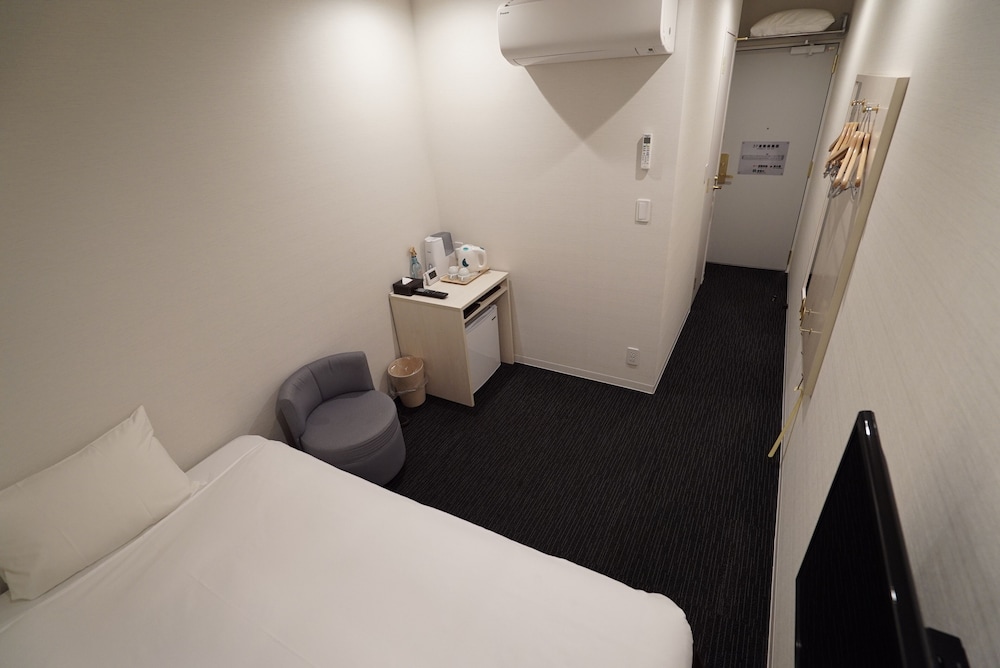 CVS BAY HOTEL 新館 千葉