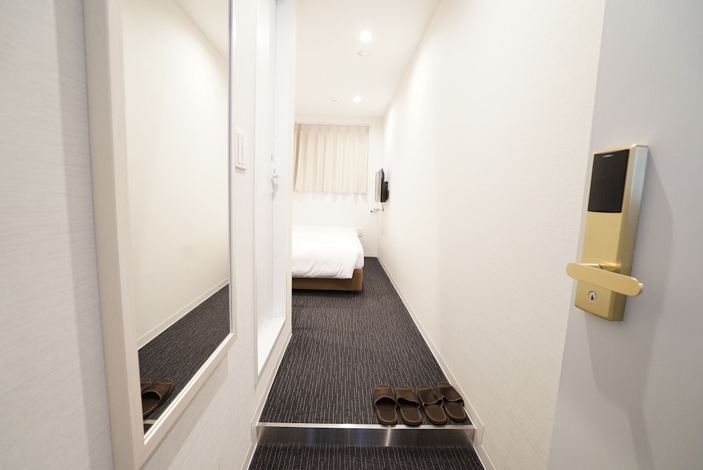 CVS BAY HOTEL 新館 千葉