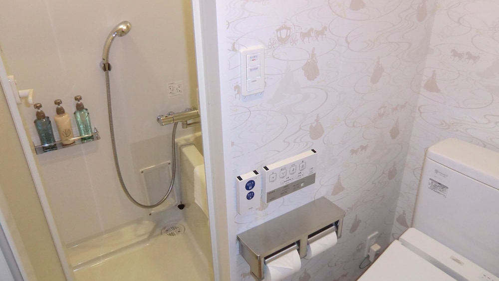 CVS BAY HOTEL 新館 千葉