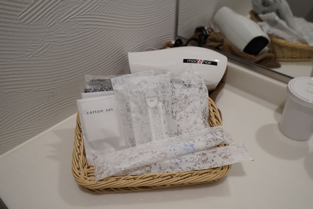 CVS BAY HOTEL 新館 千葉