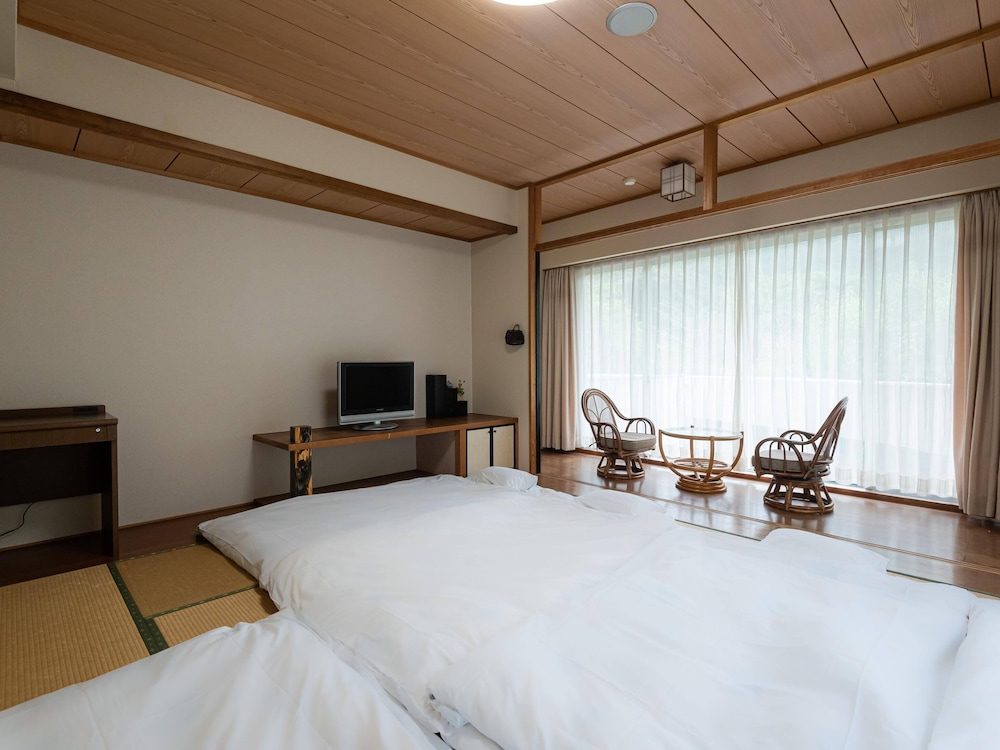 山荘 琴の滝荘 千葉