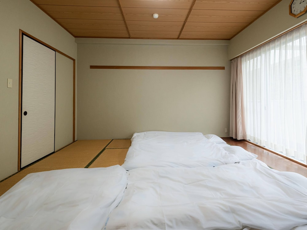 山荘 琴の滝荘 千葉