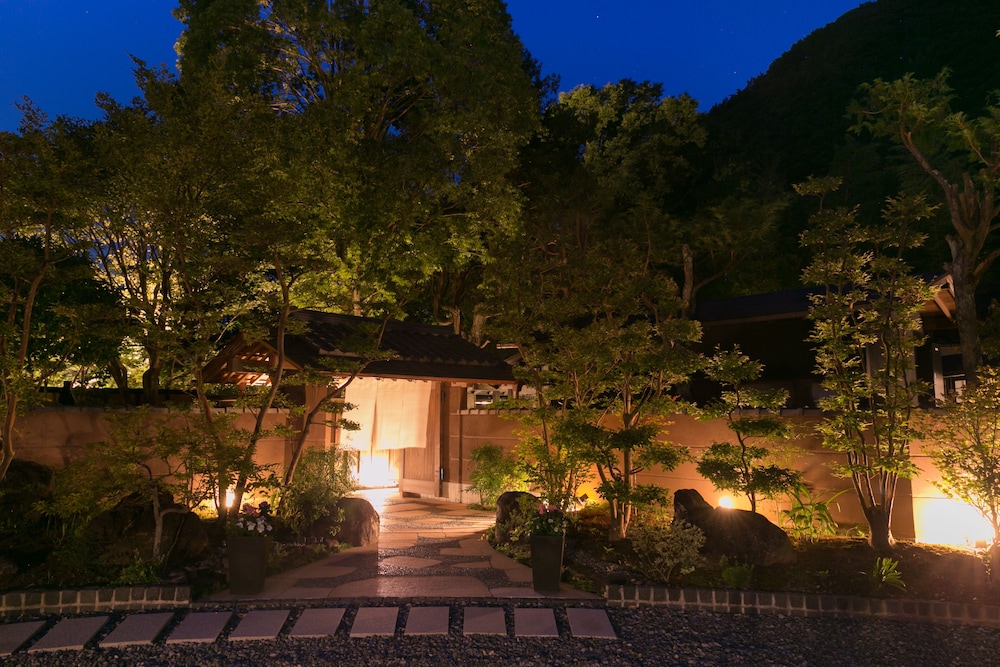 雲風々 清水