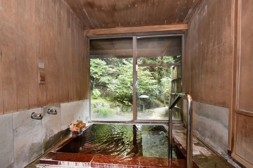 三養荘 清水