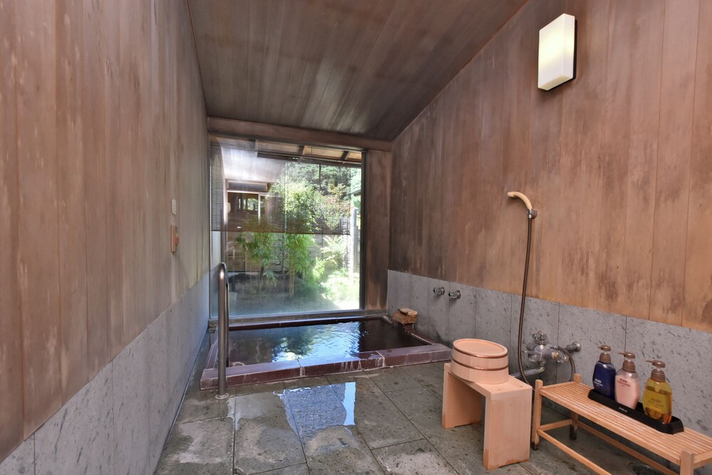 三養荘 清水