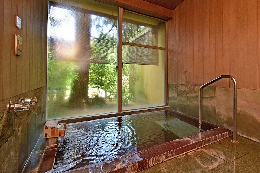 三養荘 清水