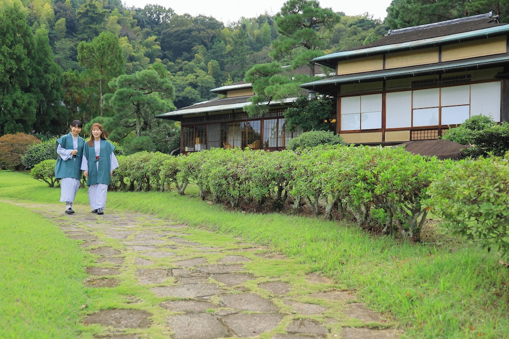 三養荘 清水