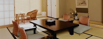 伊豆長岡温泉 二葉旅館 清水