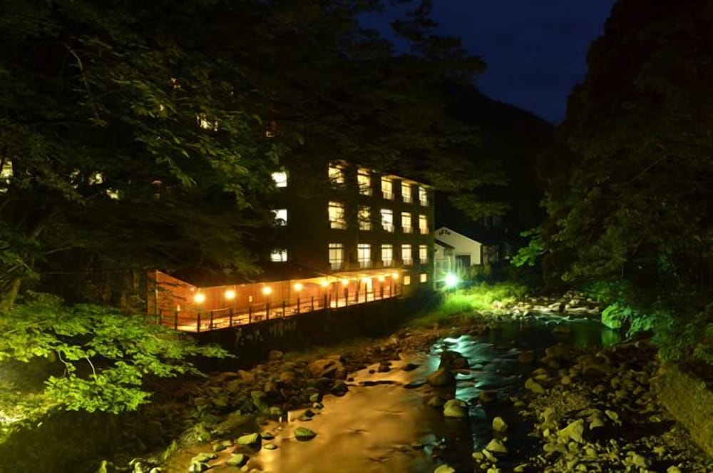 たつた旅館 清水