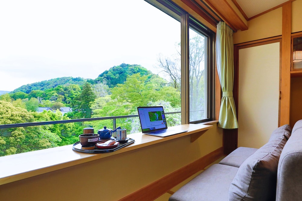 たつた旅館 清水